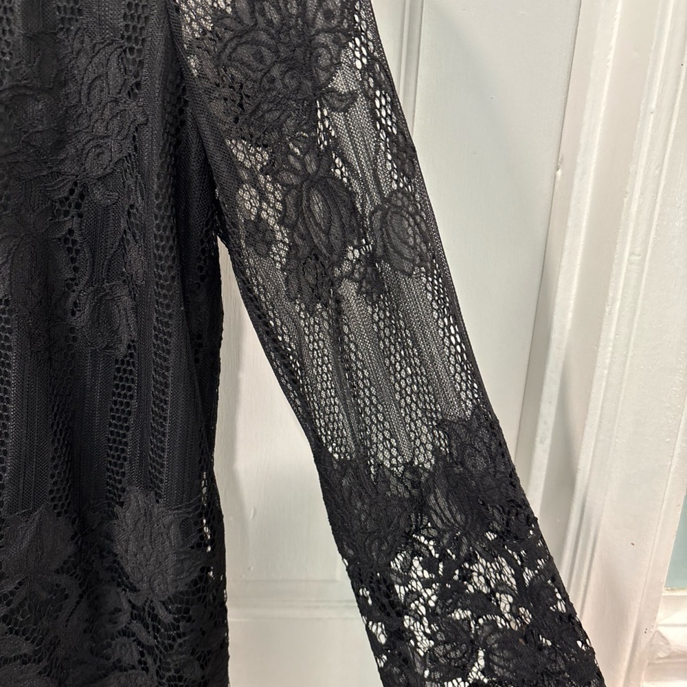 Ultra pink Women’s Victorian Style Lace Top Size M Black Whimsigoth Romantic EUC - Picture 5 of 11